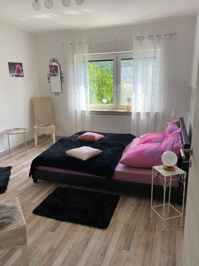 Ferienwohnung Zur Roni Treuchtlingen Esterno foto